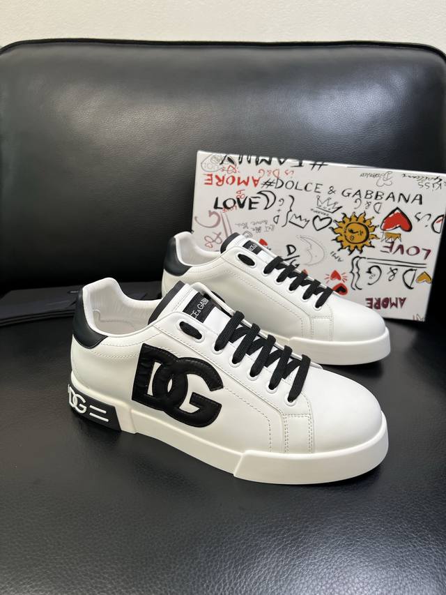 Dolce & Gabbana High-Quality Top-Tier Craftsmanship. Dolce & Gabbana's hottest n Dolce & Gabbana High-Quality Top-Tier Craftsmanship. Dolce & Gabbana's hottest n