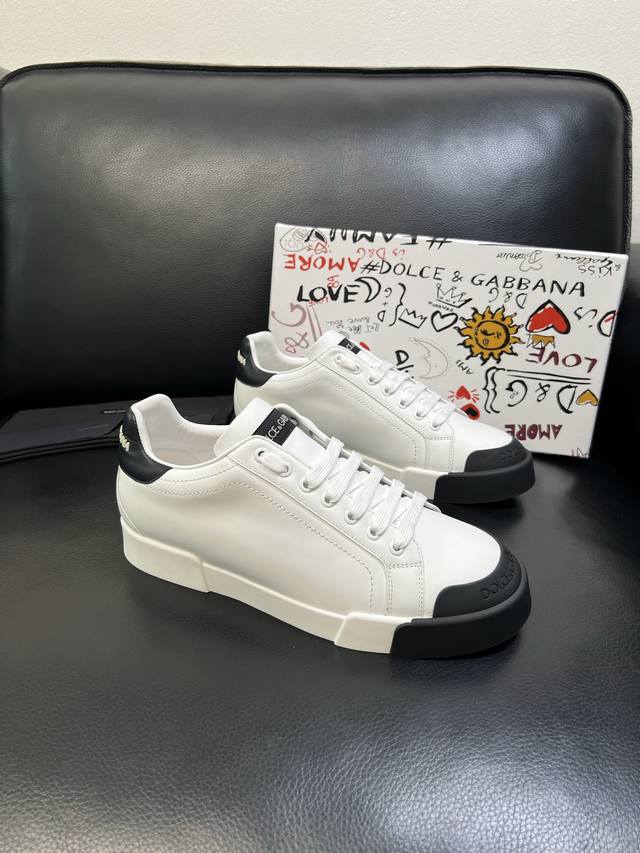 Dolce & Gabbana High-Quality Top-Tier Craftsmanship. Dolce & Gabbana's hottest n Dolce & Gabbana High-Quality Top-Tier Craftsmanship. Dolce & Gabbana's hottest n