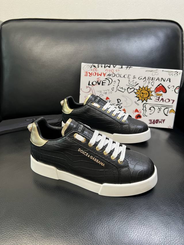 Dolce & Gabbana High-Quality Top-Tier Craftsmanship. Dolce & Gabbana's hottest n Dolce & Gabbana High-Quality Top-Tier Craftsmanship. Dolce & Gabbana's hottest n