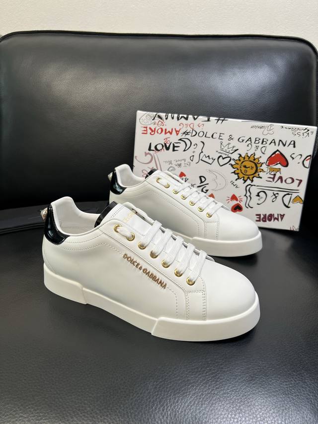 Dolce & Gabbana High-Quality Top-Tier Craftsmanship. Dolce & Gabbana's hottest n Dolce & Gabbana High-Quality Top-Tier Craftsmanship. Dolce & Gabbana's hottest n