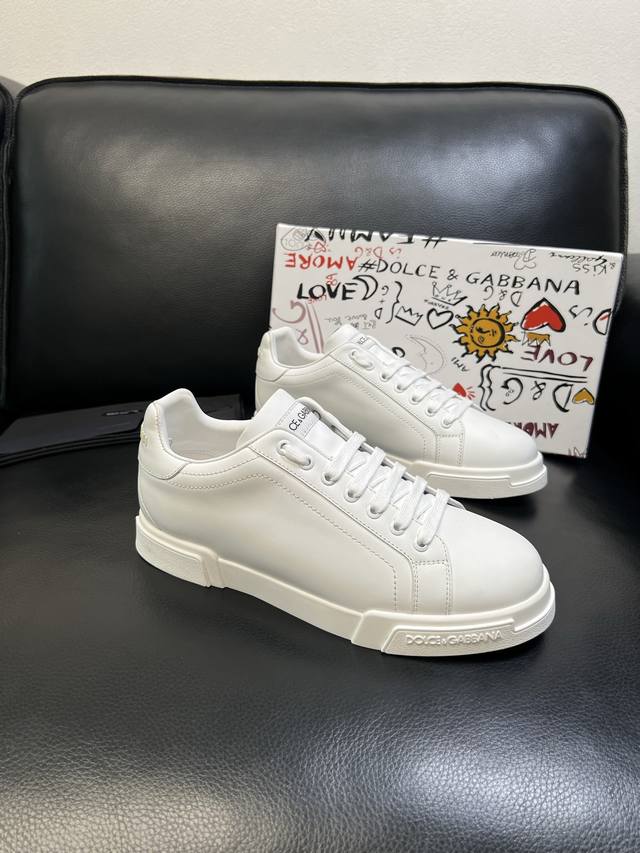 Dolce & Gabbana High-Quality Top-Tier Craftsmanship. Dolce & Gabbana's hottest n Dolce & Gabbana High-Quality Top-Tier Craftsmanship. Dolce & Gabbana's hottest n