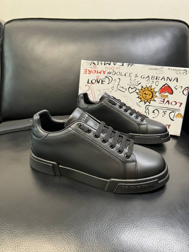 Dolce & Gabbana High-Quality Top-Tier Craftsmanship. Dolce & Gabbana's hottest n Dolce & Gabbana High-Quality Top-Tier Craftsmanship. Dolce & Gabbana's hottest n