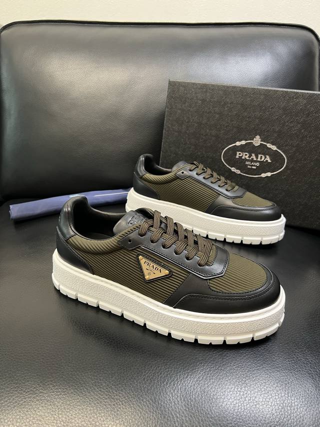 Prada high-quality top-grade craftsmanship, same as Prada boutiques, original fa