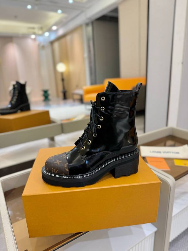 Price: 2025 Ankle Boots, Exclusive New Top-Tier Version from Paris, Superb Quali Price: 2025 Ankle Boots, Exclusive New Top-Tier Version from Paris, Superb Quali