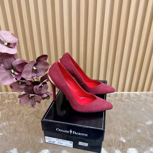 If I absolutely have to suffer in high heels, then I want the Cesare Paciotti "B