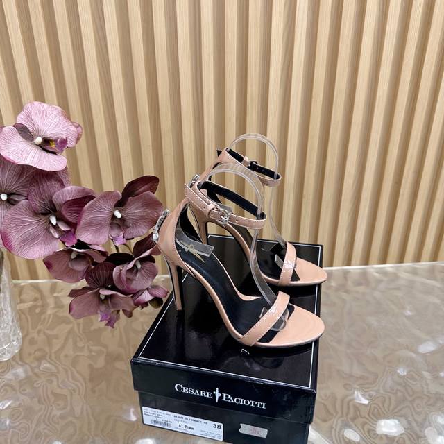 If I absolutely have to endure the discomfort of high heels, then I want the Ces