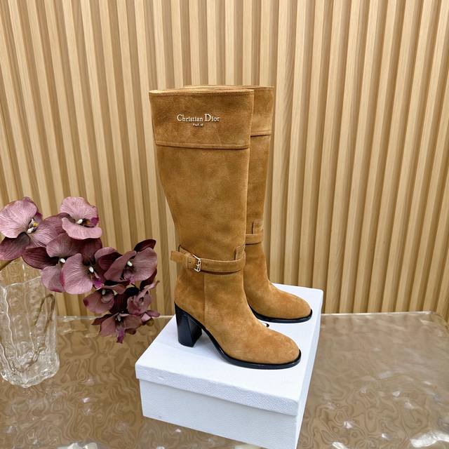 Dior 223 2025 Autumn/Winter New British Style Ankle Boots and Long Boots Series.