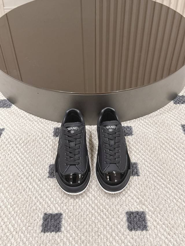 Sizes 35-40. Custom-made Chanel 2025 new German Trainer shoes are here, absolute