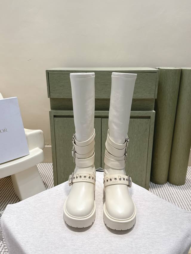 High-quality Dior 2025S new mid-calf/high-calf brogue boots. A new addition to t