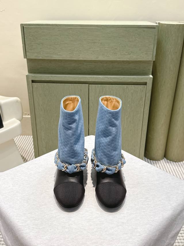 High-quality Chanel 25B New Arrival boots (retailer grade). The highlight is the