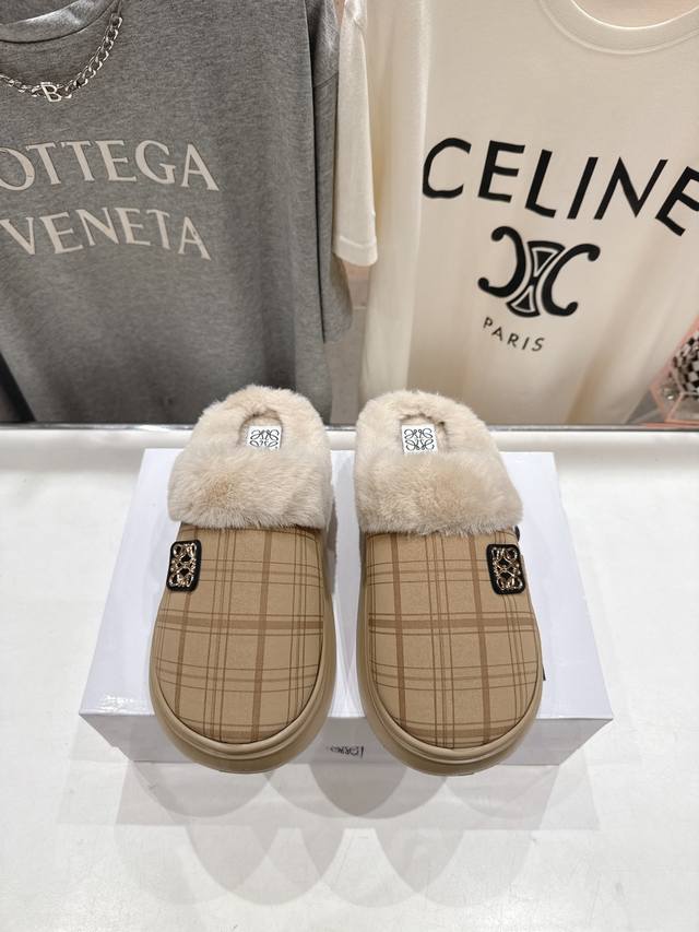 High-quality factory-made Loewe F036 2025 Autumn/Winter hot new style, super rec