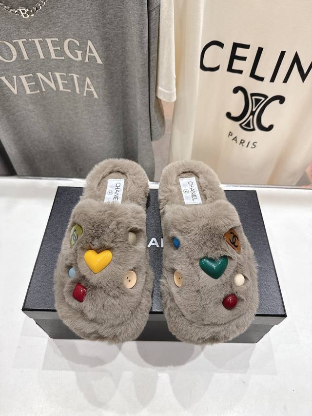 High-quality factory-made slippers, same as the official website. New top-tier v