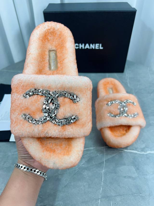 Chanel Hot Selling Item! Chanel Platform Furry Slippers - Wool Slippers - 3C Aut