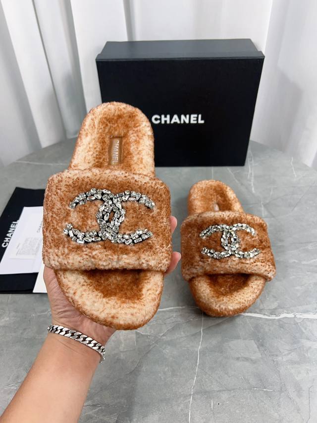 Chanel Hot Selling Item! Chanel Platform Furry Slippers - Wool Slippers - 3C Aut