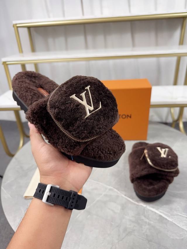 Louis Vuitton 2025 New Wool Slippers - Soft and Fine Wool, Top Quality Pure Wool