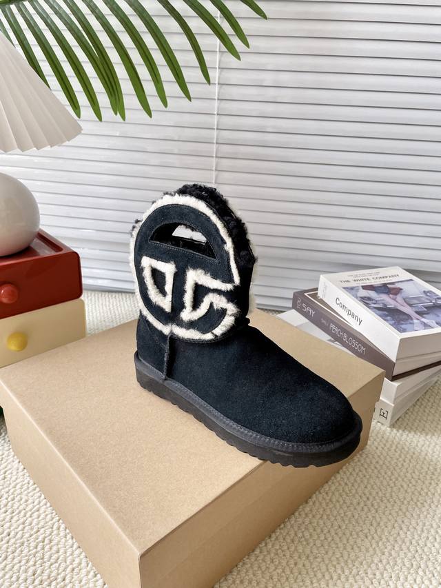 Black Classic Cowhide Suede Autumn/Winter Furry Snow Boots Comfortable Flat Soli