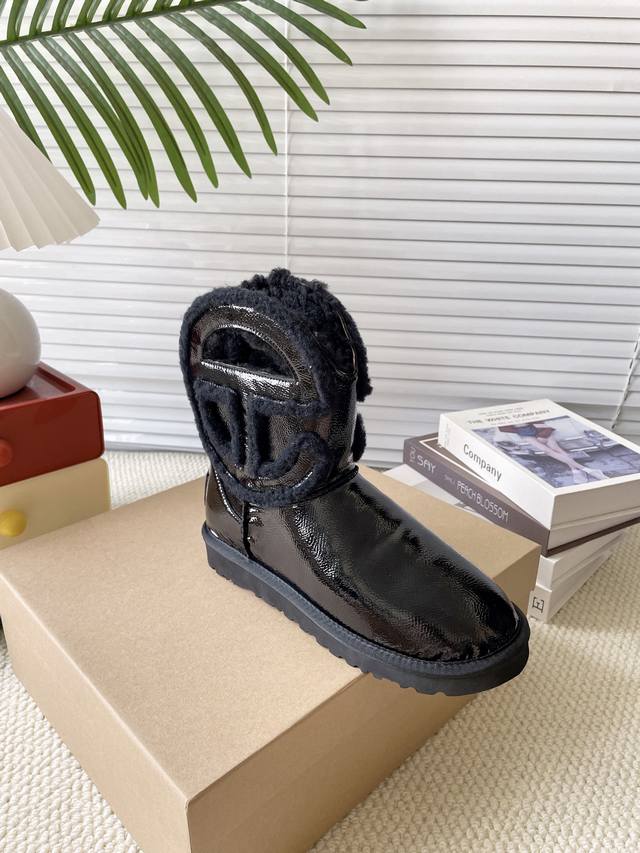 Black Glossy Leather Snow Boots, Comfortable Flat Solid Color Round Toe Fashiona