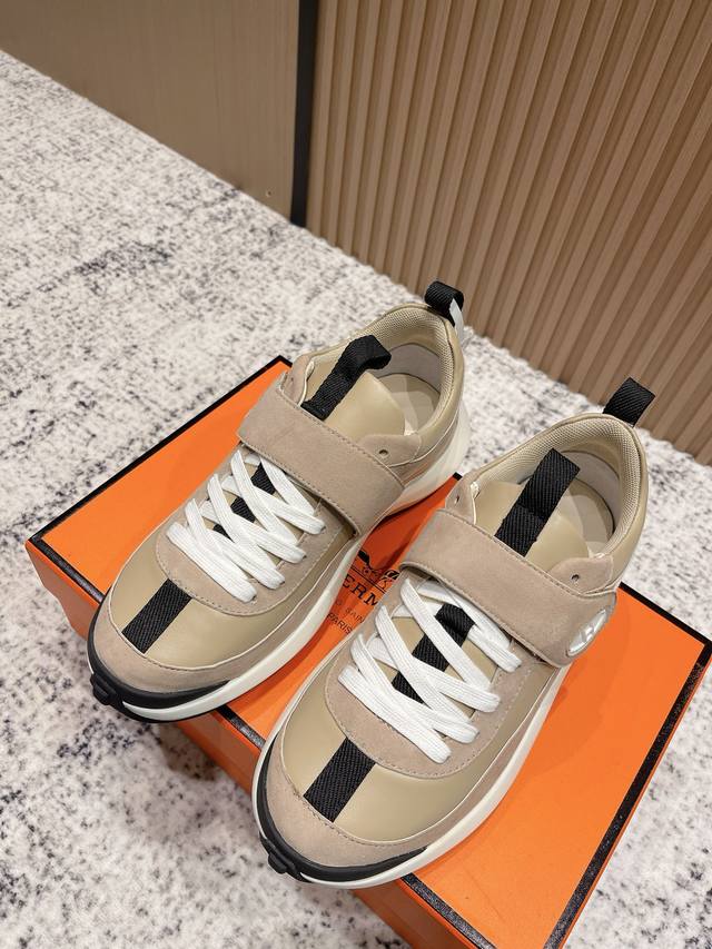 Top-tier version: Couple's style * Hermes* casual sneakers. High-quality, no wor