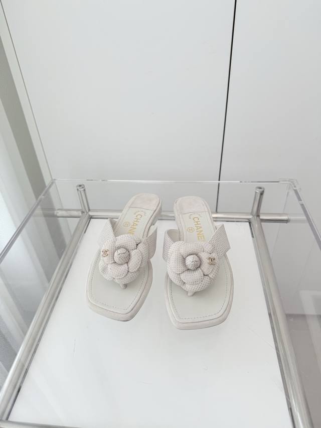 Chanel 2025 New Arrival Slippers ~~~Top Quality on the Market~~~ 1:1 replica of