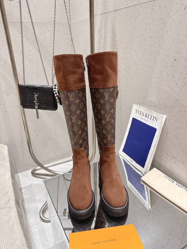 Loui & Vuitto Fall/Winter New Arrival Ankle Boots. Loui boots always look great