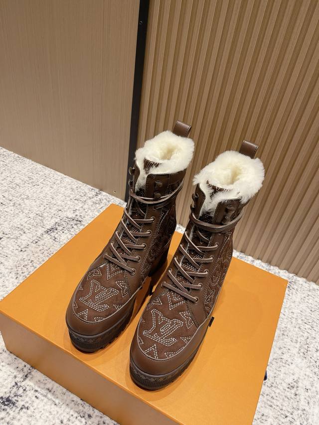 Top-tier version: High-quality replica LV classic high-heeled Martin boots, chun