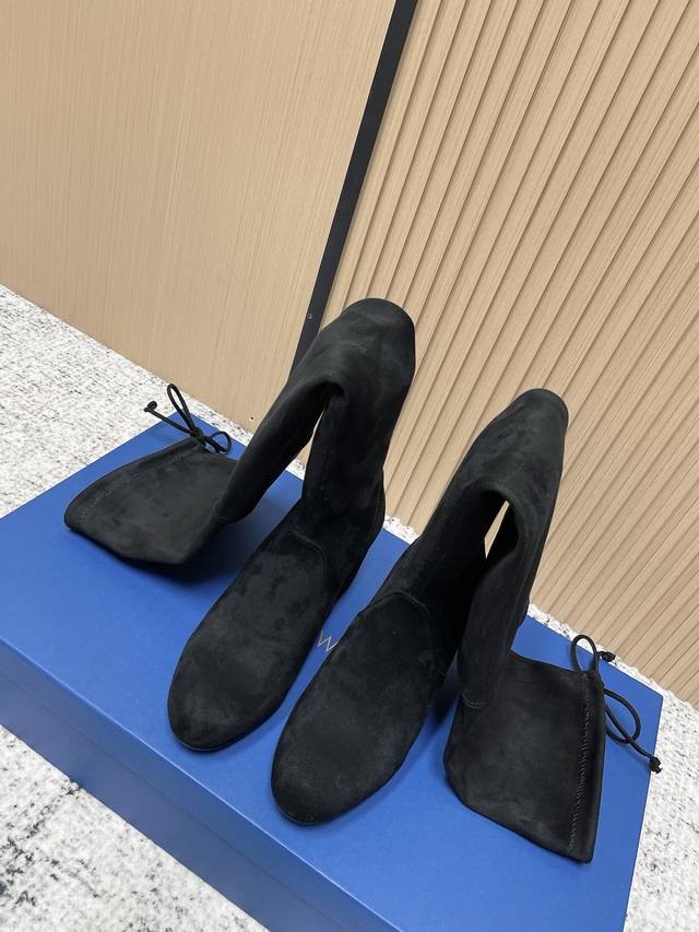 Top-tier version: Sw's latest 50/50 riding boots, a must-have for autumn and win