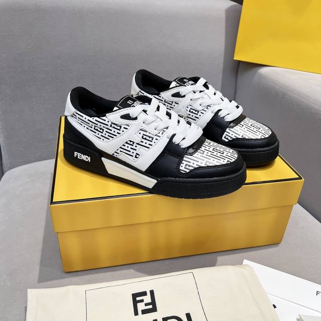Men's size +50 Fendi 2025 Chinese New Year looking for couple's sneakers, casual Men's size +50 Fendi 2025 Chinese New Year looking for couple's sneakers, casual