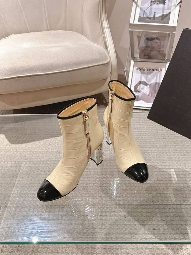 2025S Exquisite electroplated letter heel boot opening with rhinestone tag 6-inc