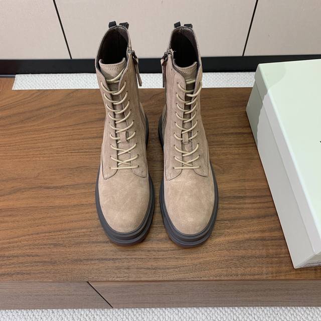 Brunell* Cucinell* New Lace-up Ankle Boots. Upper: cowhide suede, leather. Linin