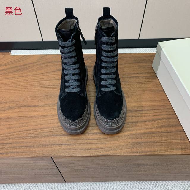 Brunell* Cucinell* New Lace-up Ankle Boots. Upper: cowhide suede, leather. Linin