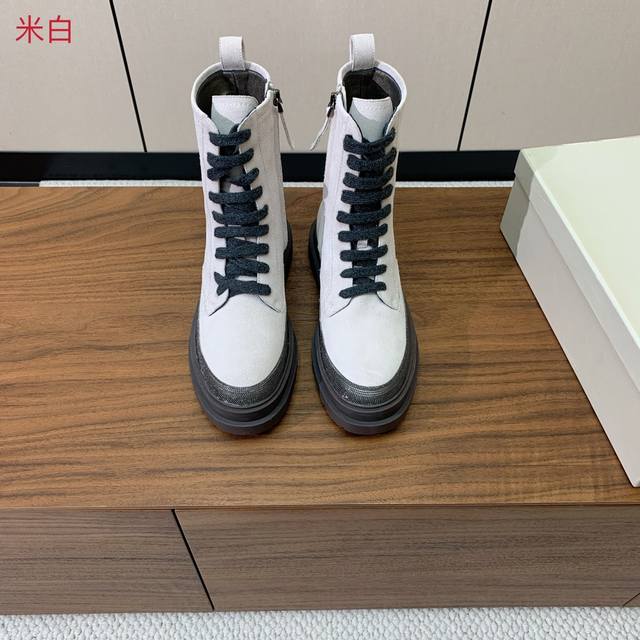 Brunell* Cucinell* New Lace-up Ankle Boots. Upper: cowhide suede, cowhide leathe