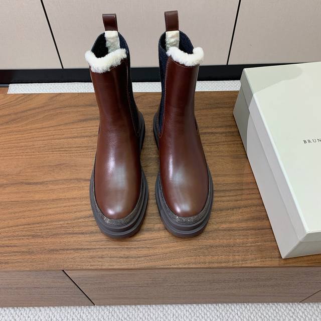 Brunell* Cucinell* Ankle Boots. Upper: cow suede, leather. Wool lining, original