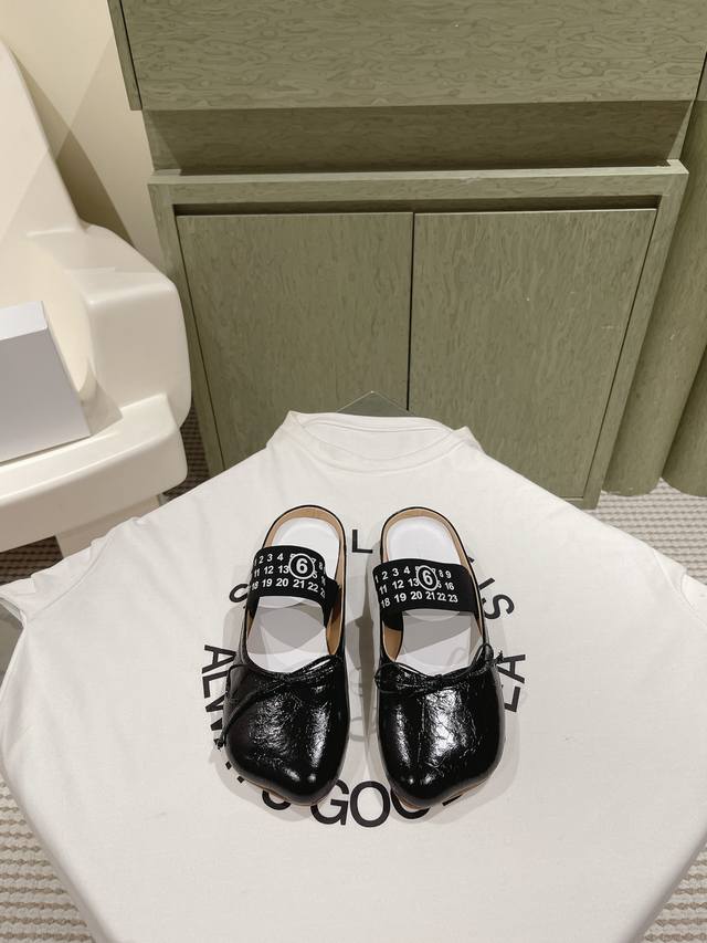 224 Maison Margiela's latest slippers, synchronized with boutiques! These trendy