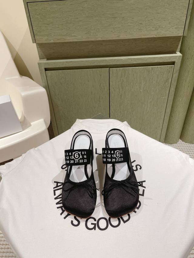 224 Maison Margiela's latest slippers, synchronized with boutiques! These trendy