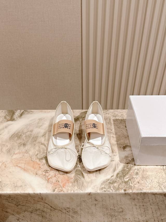 225 Maison Margiela's latest mesh single shoes, synchronized with boutiques! A t