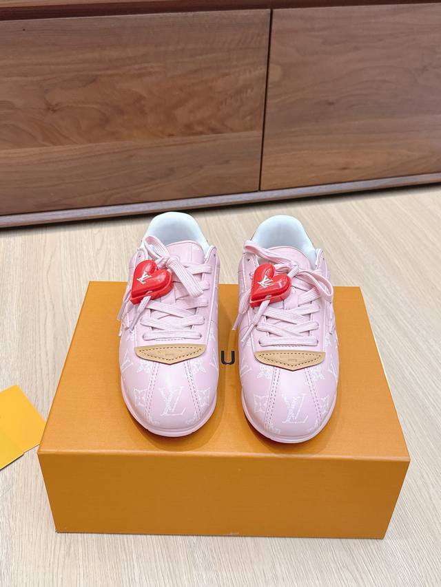 Men's (Retail Purchase Level) +10, Accessories +50. New Louis Vuitton Casual Sne