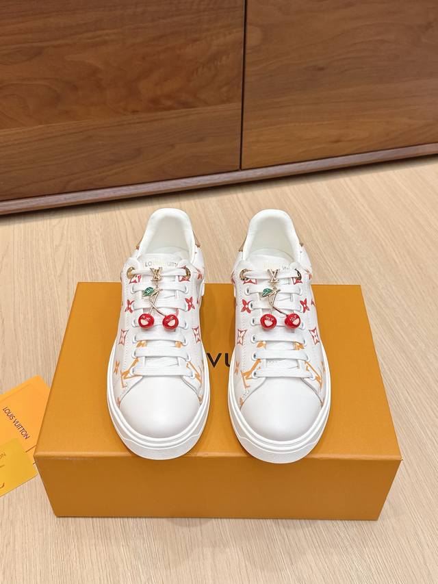High-quality accessories (60 RMB) Louis Vuitton x Takashi Murakami collaboration
