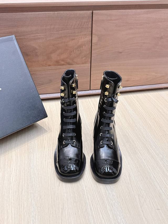 High-quality Chanel round-toe platform combat boots (retailer quality). Super co