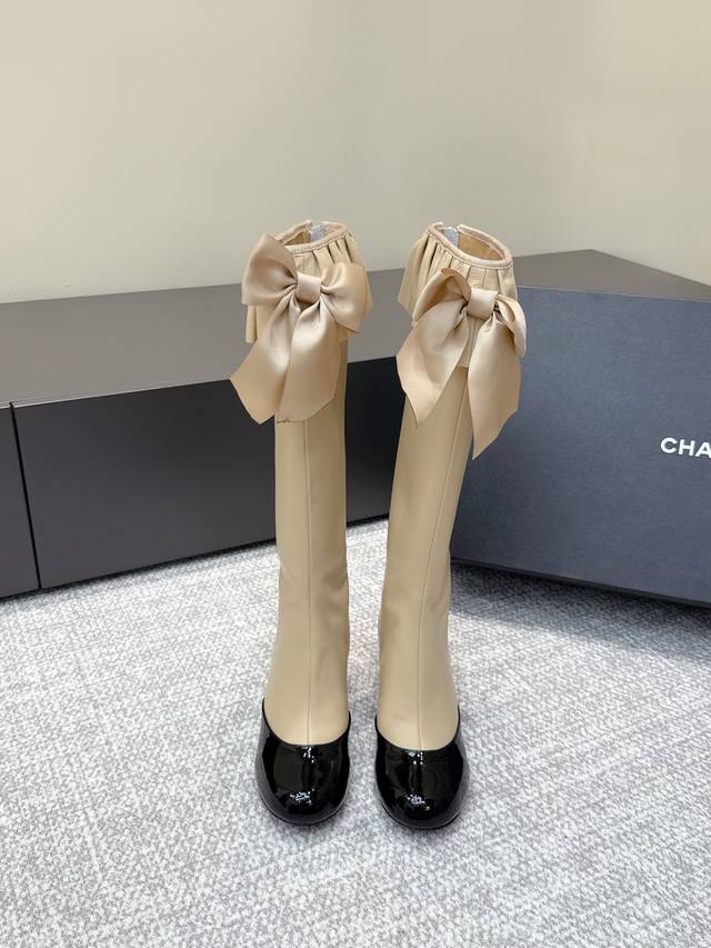 High-quality Chanel Fall/Winter 25B mesh bow boots (retailer quality). So many c