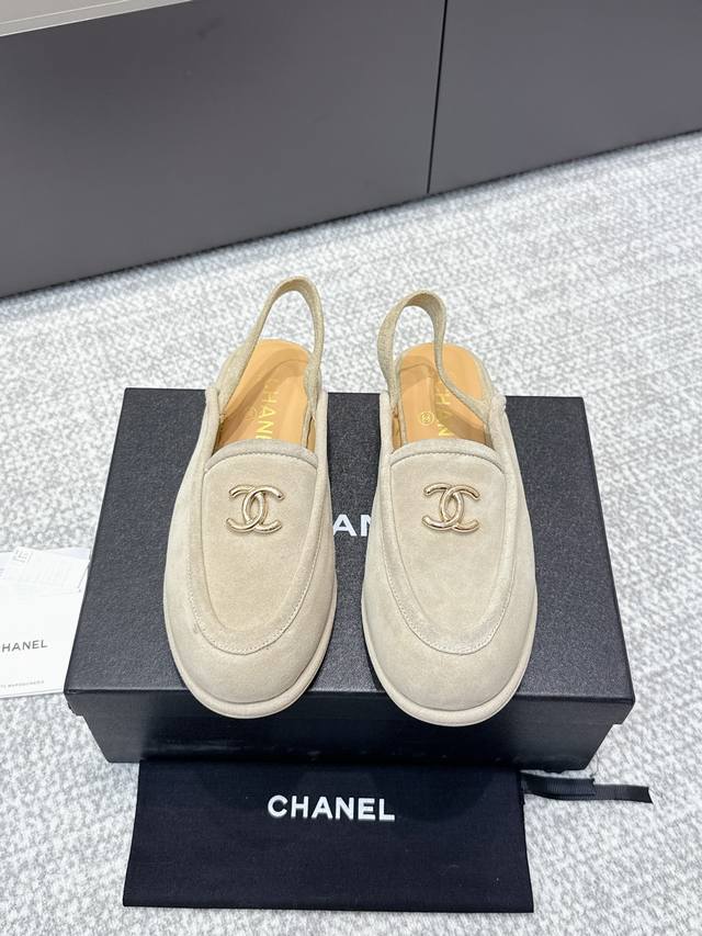High-quality Chanel Fall/Winter closed-toe shoes (retailer quality). I was insta