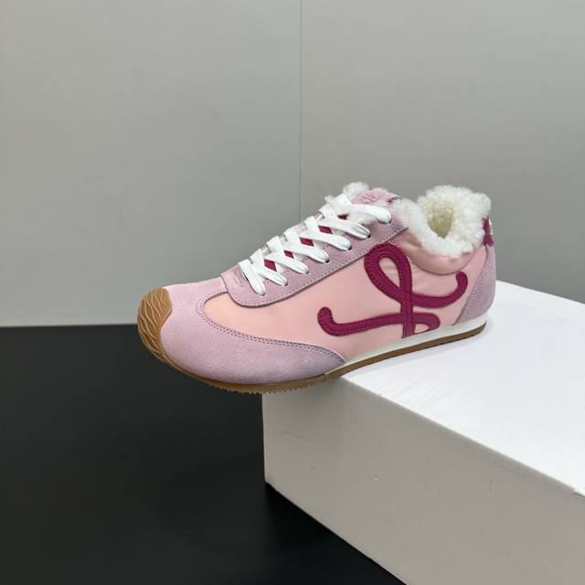 Men +10 Loewe Fall/Winter Newest Couple Style Furry Shoes German Training Shoes