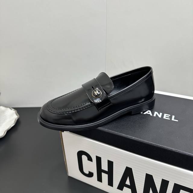 Chanel 25Ss New Chanel Diamond Buckle Loafers Spring/Summer Must-Have from Chane