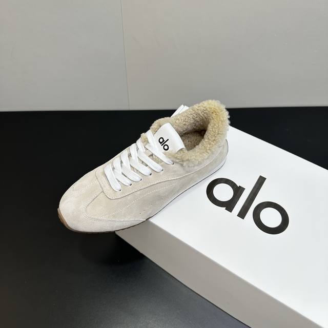 Alo 25Ss New Casual Sports Shoes German Training Shoes Wool Lining Super versati