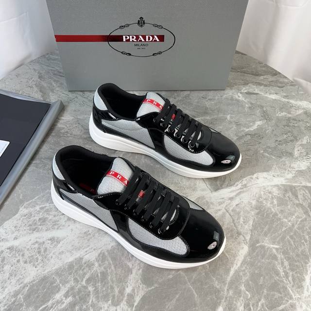 Classic P-brand design. Outer layer: Top-grain patent leather + brand mesh fabri