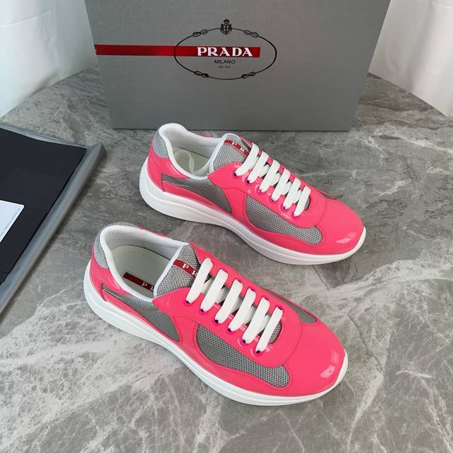 Classic P-brand design. Outer layer: Top-grain patent leather + brand mesh fabri