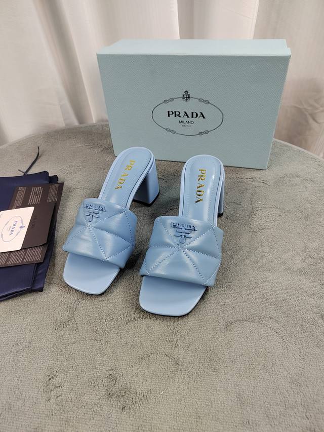 Prada Top Quality Upper: Original mixed sheepskin with embroidered original hard