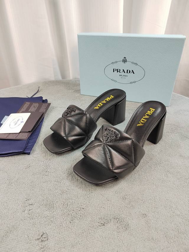 Prada Top Quality Upper: Original mixed sheepskin with embroidered original hard