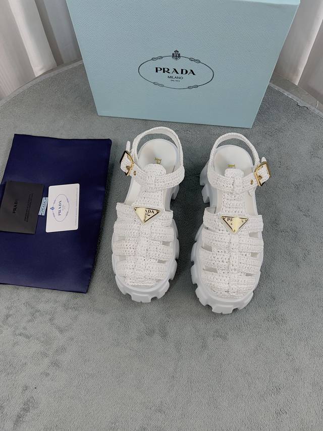 New Prada woven sandals, top-tier version. Upper: Original custom raffia. Lining