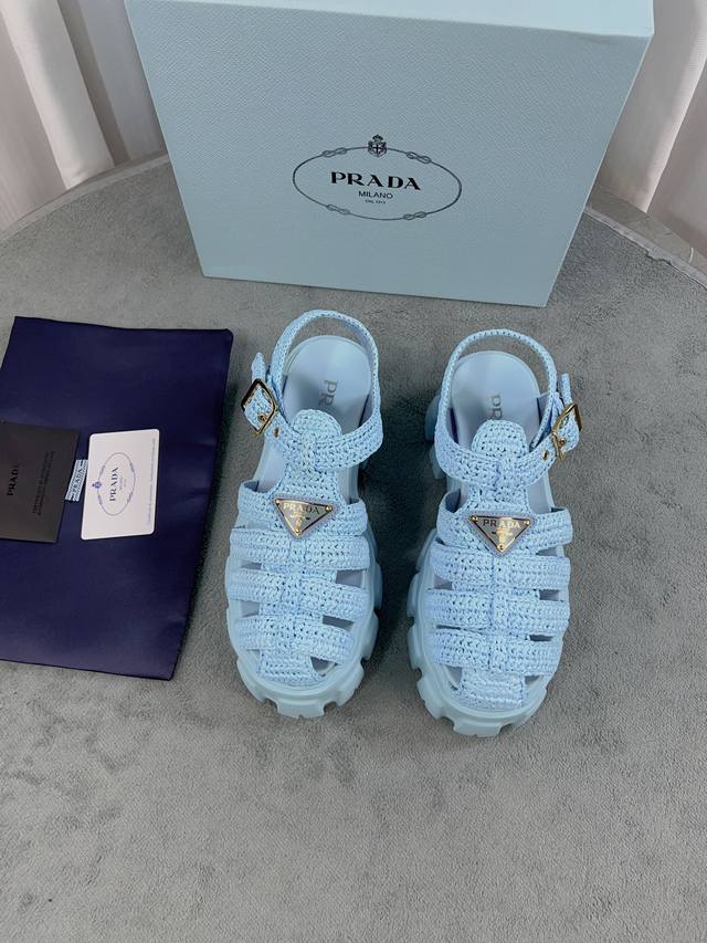 New Prada woven sandals, top-tier version. Upper: Original custom raffia. Lining