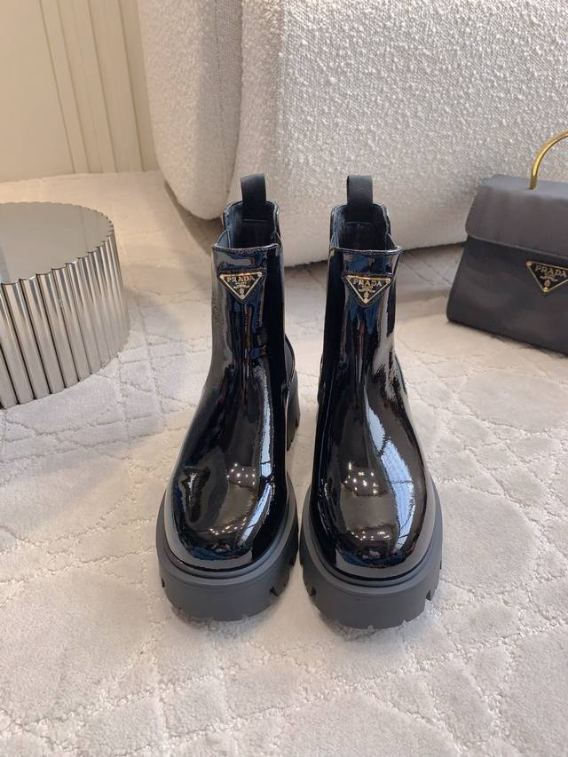 Factory Price P Prad* New Triangle Logo Thick-Soled Ankle Boots Classic triangle